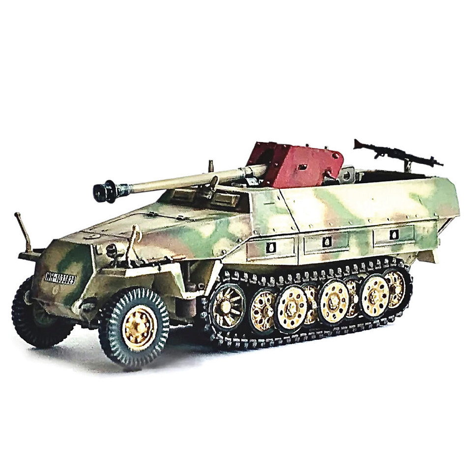 Sd.Kfz.251/22 Halftrack w/PaK 40 1/72 Plastic Model Dragon Models (63165) Main Image