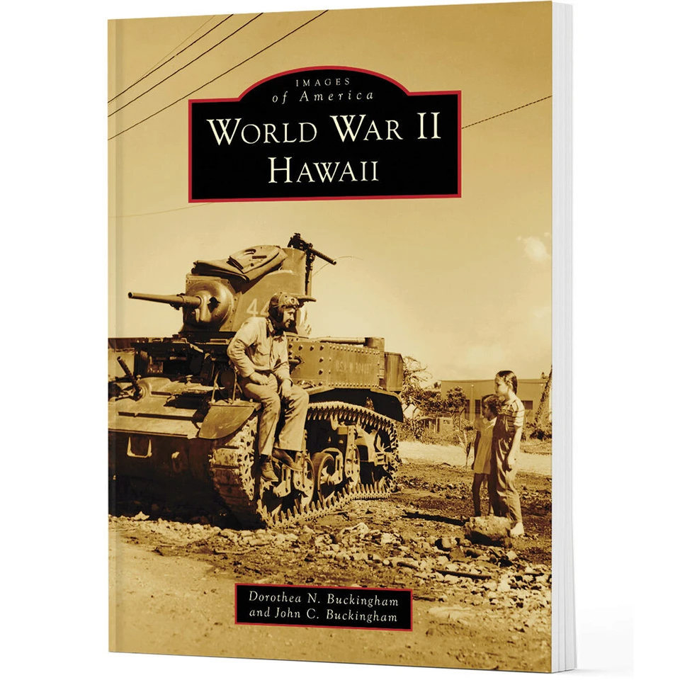 World War II Hawaii Images of America (9781467161770) Main Image