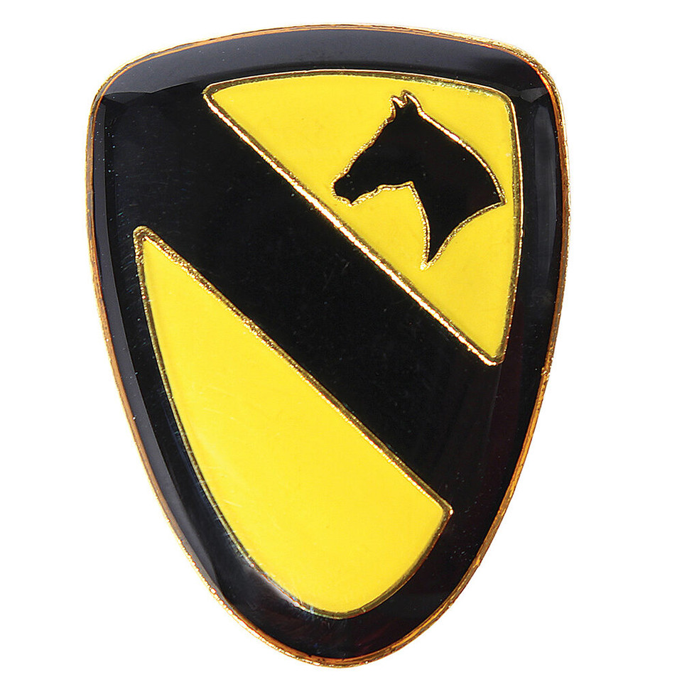 1st Calvary Division Lapel Pin HP1939 Main Image