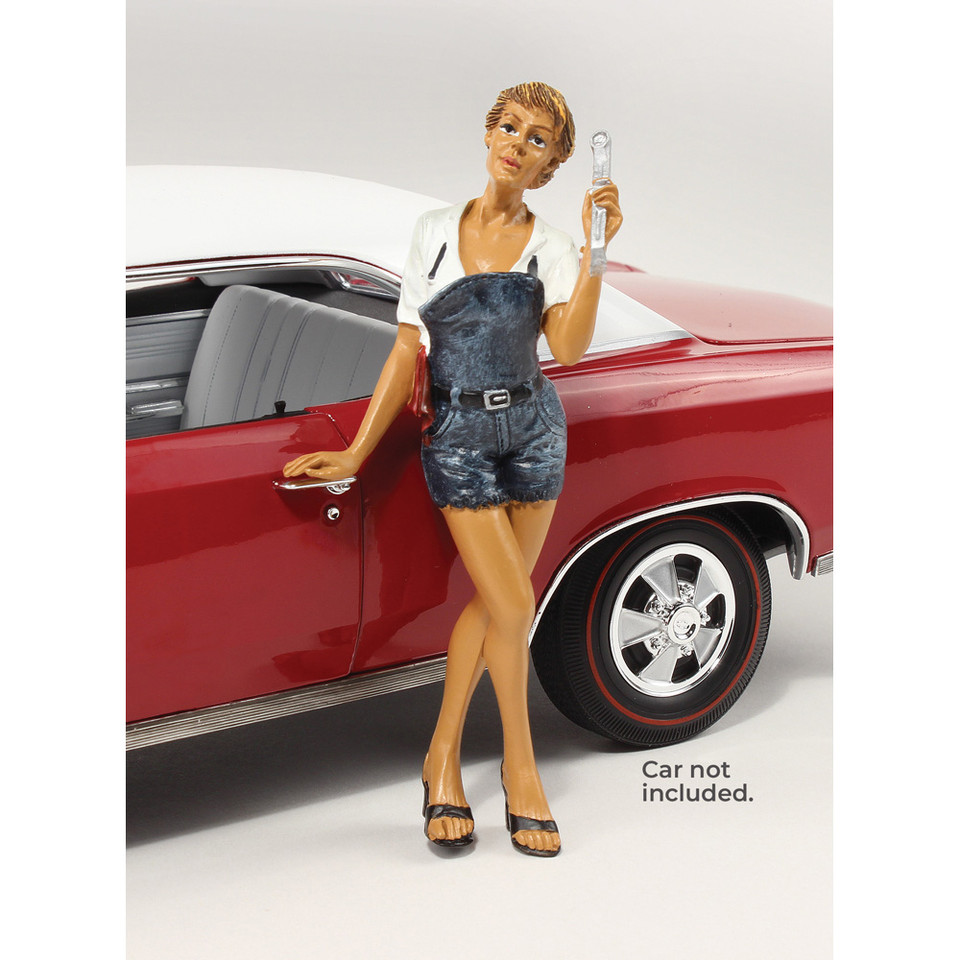 Lady Mechanic - 1/24 Scale Main Image
