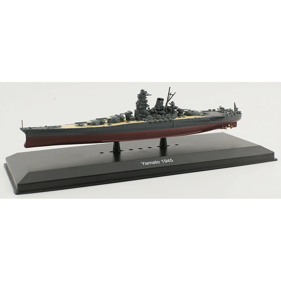 IJN Battleship Yamato 1/1100 Die Cast Model Main Image