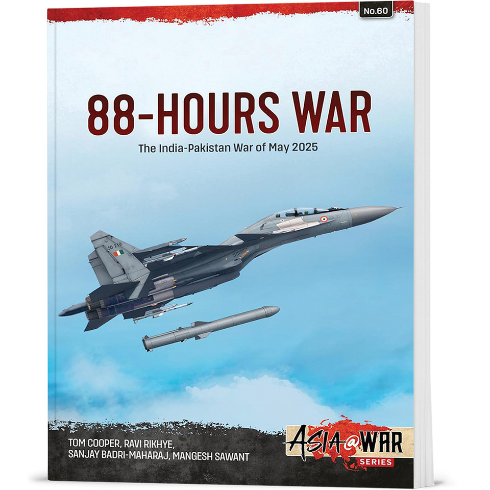 88-Hours War HELION & COMPANY (9781806720859) Main Image