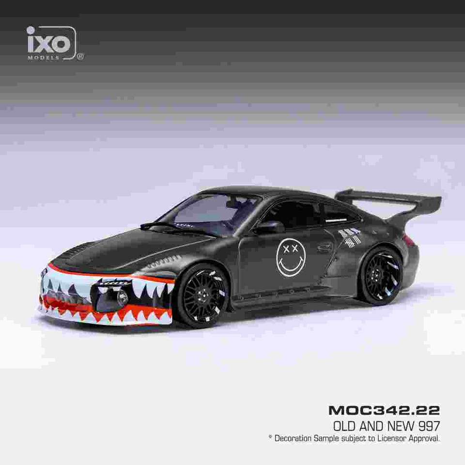 Old and New Porsche 997 - Grey Main Image