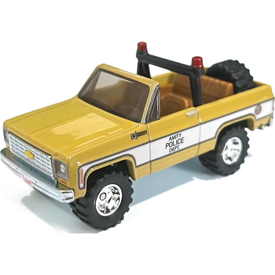 Hot Wheels JAWS 1975 Chevy Blazer Main Image