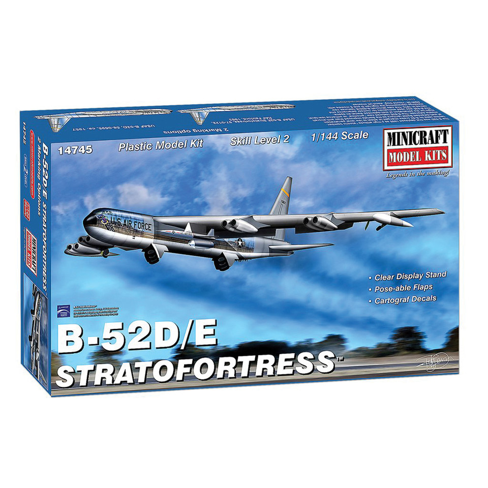 B-52 D/E Stratofortress 1/144 Kit Main Image