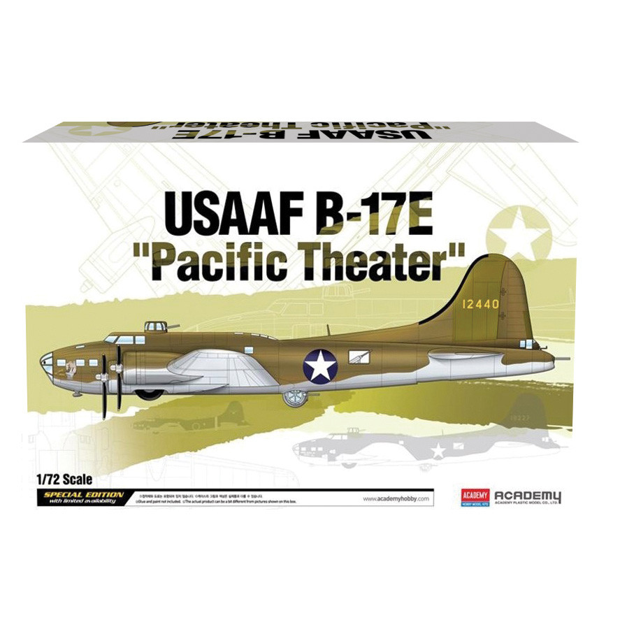 B-17E Flying Fortress 1/72 Kit Main Image