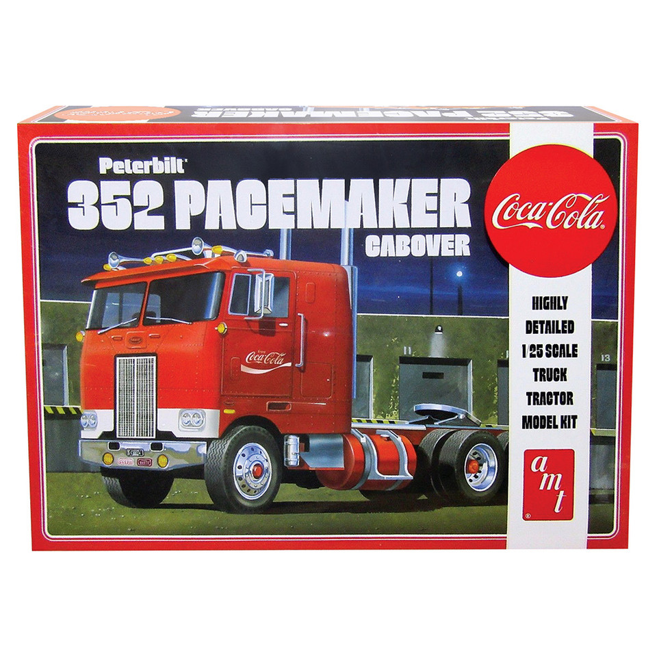 Peterbilt 352 Pacemaker Cabover 1/25 Kit Main Image