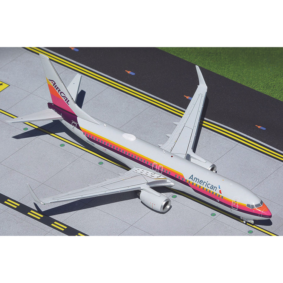 Boeing B737-800 1/200 Die Cast Model  American Airlines Main Image