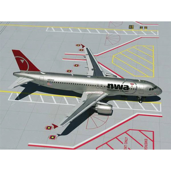 Airbus A320-200 1/200 Die Cast Model Main Image