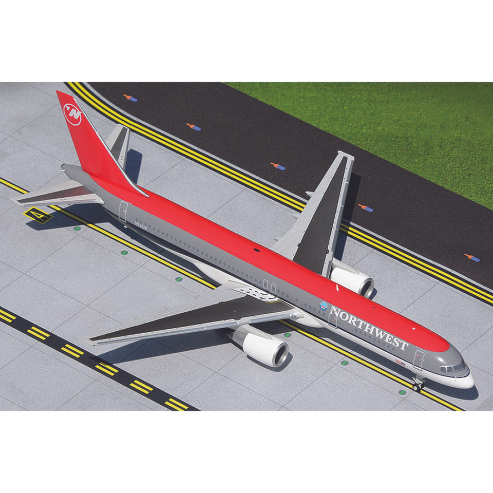 Boeing B757-200 1/200 Die Cast Model   NWA Main Image