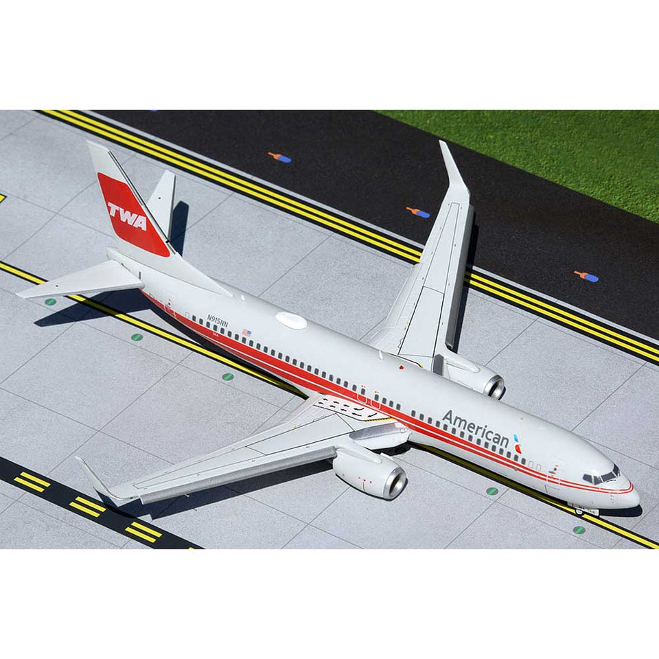 B737-800(W) 1/200 Die Cast Model - American Airlines Main Image