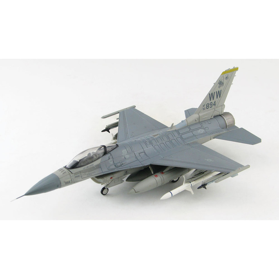 F-16CM Fighting Falcon 1/72 Die Cast Model Main Image