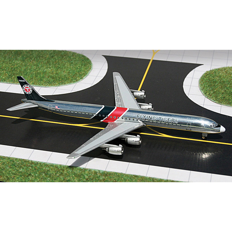 McDonnell Douglas DC-8 1/400 Die Cast Model Main Image