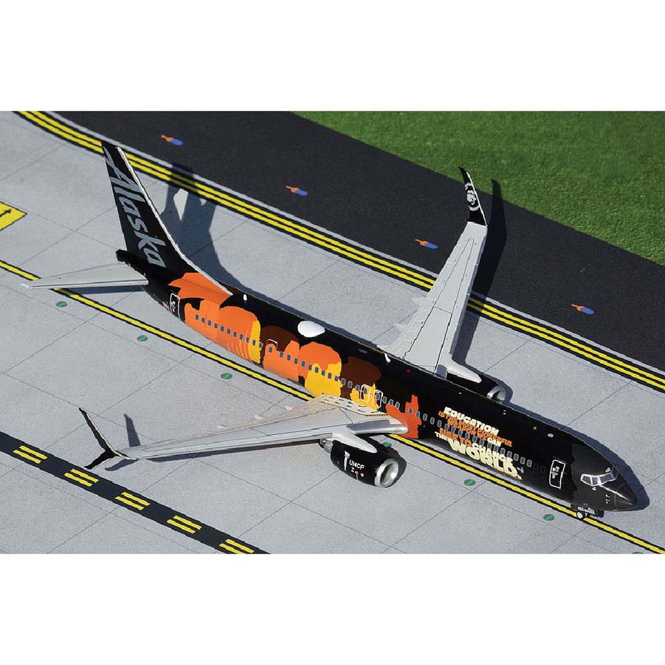 B737-900ER 1/200 Die Cast Model - Alaska Airlines Main Image