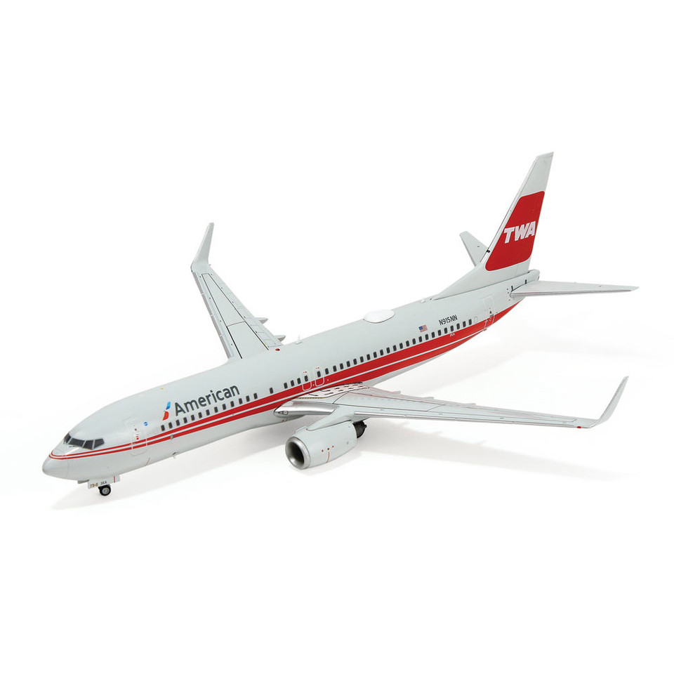 B737-800(W) 1:200 Scale Die Cast Model - American Airlines Main Image