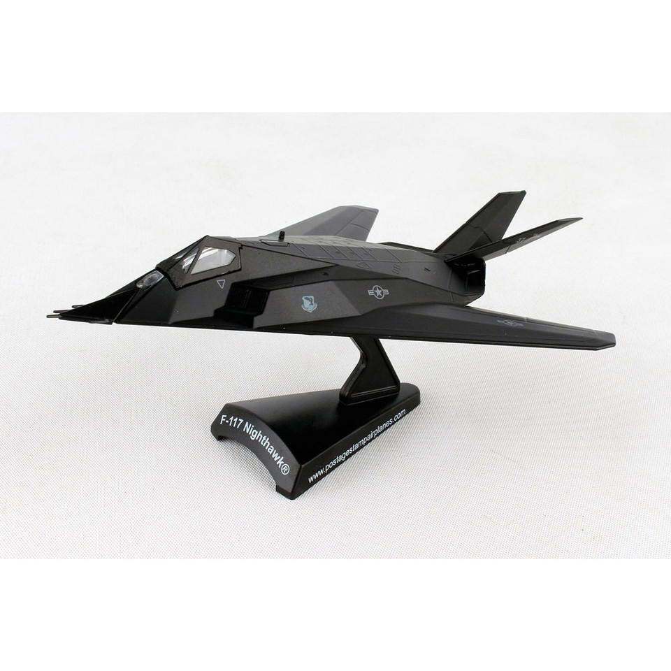 F-117 Nighthawk 1/150 Die Cast Model Main Image