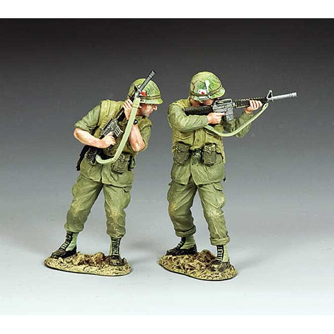 Cautiously Advancing 1/30 Figure Main Image