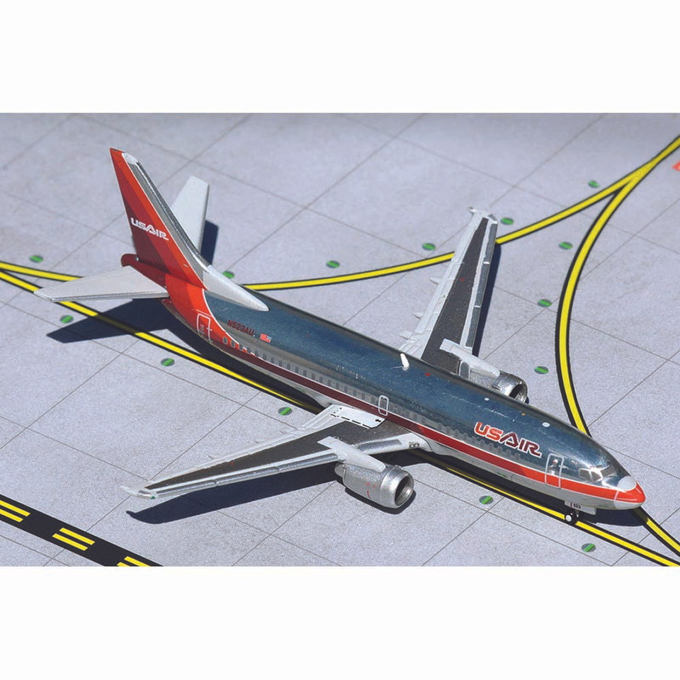 B737-300 1/400 Die Cast Model Main Image