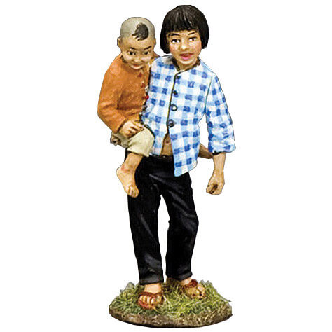 Vietnamese Girl w/Her Little Brother 1/30 Figure K&C (VN163) Main Image