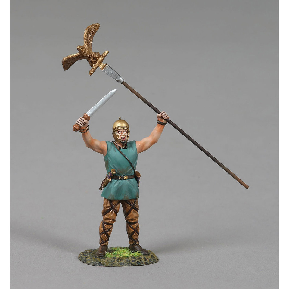 Barbarian with Captured Roman Eagle 1/30 Figure Main Image