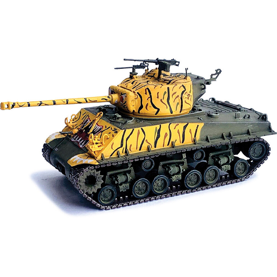 M4A3E8 Sherman 1/72 Plastic Model Dragon Models (63152) Main Image