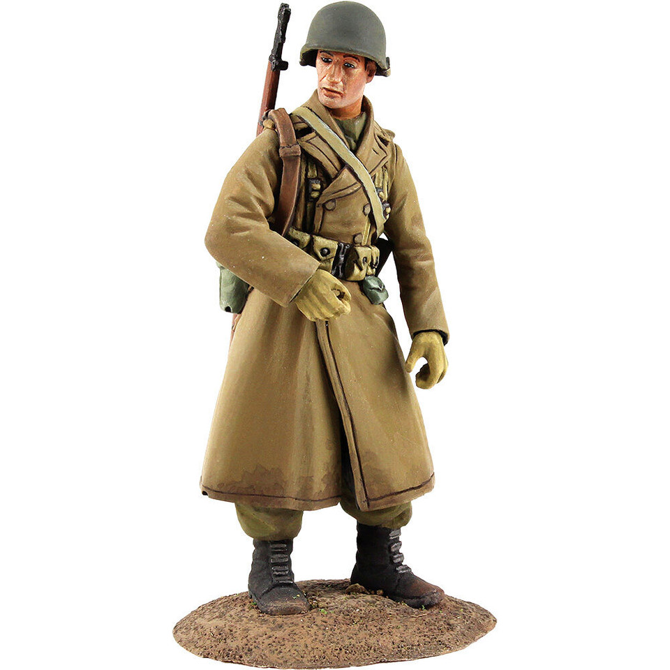 U.S. Airborne Infantry in Overcoat 1/30 Figure William Britain (25031) Main Image