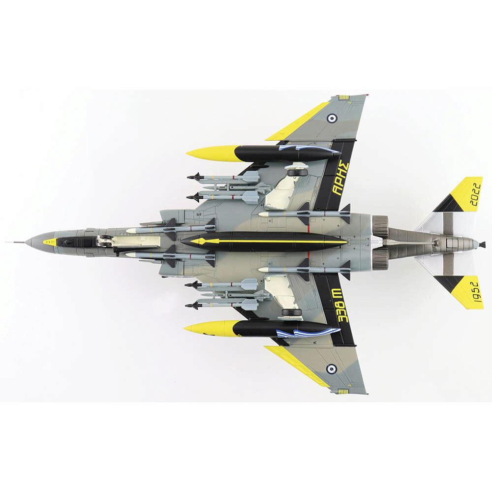 Modern Fighting Aircraft： F-4　Phantom II F-4 Phantom II (Modern Fighting Aircraft): Richardson, Doug