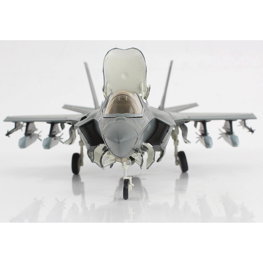 F-35B Lightning II 1/72 Die Cast Model - HA4622b Black Death