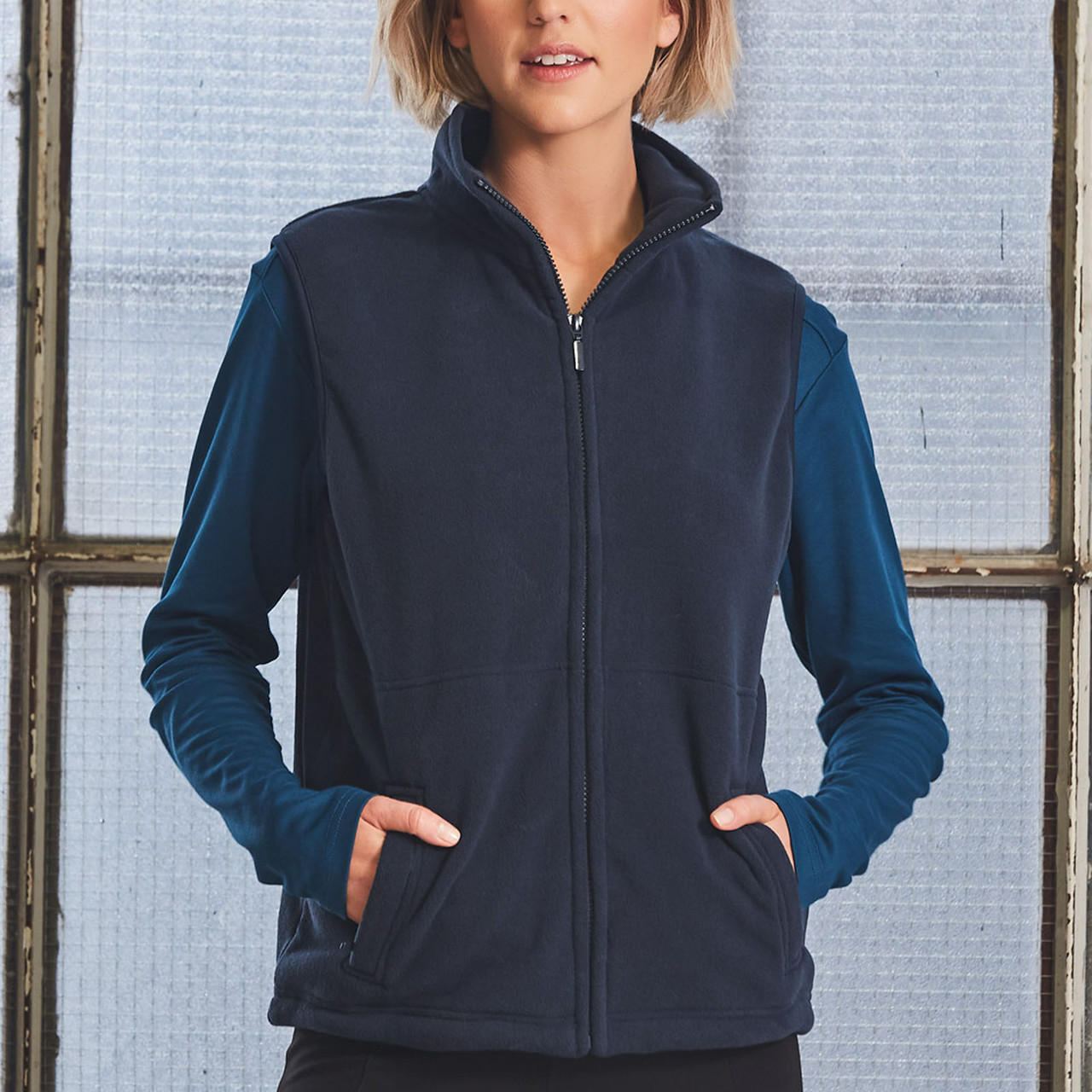 womans fleece vest