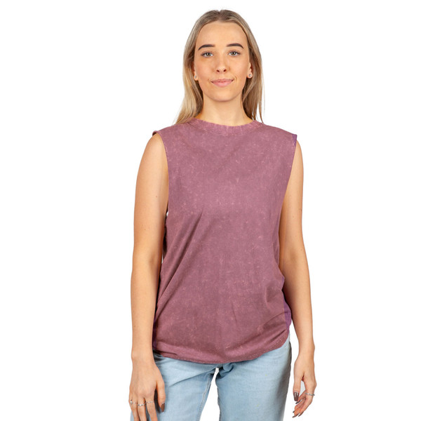 Mauve stonewashed cotton sleeveless tank top with crew neck and relaxed fit
