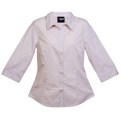 White three-quarter sleeve business shirt with collar and button-front placket