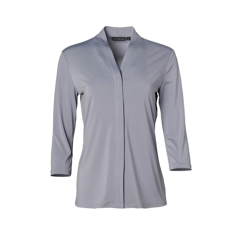 Silver grey ladies stretch knit top with V-neckline, three-quarter sleeves and centre front seam detail