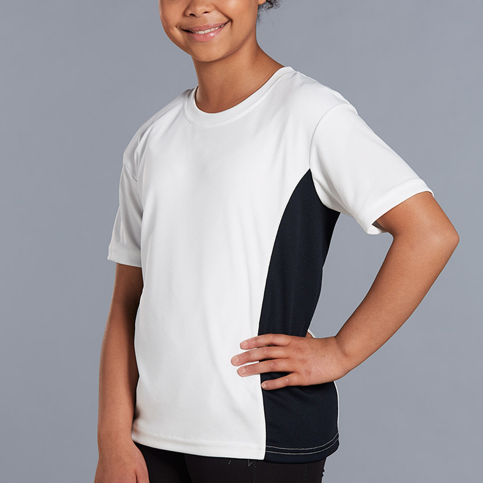 Plain MEDAL children's quick-dry t-shirt in CoolDry mesh with contrast side panels, featuring moisture-wicking and UPF 30+ UV protection for team sports.