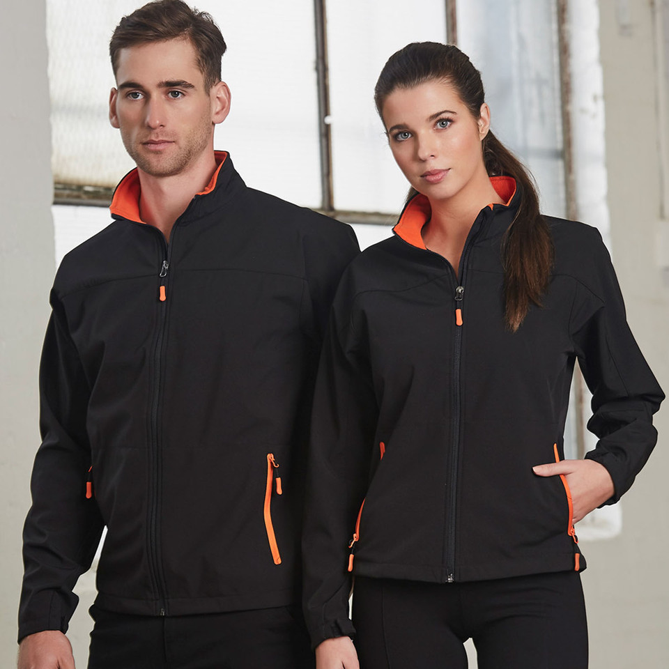 REWIND Ladies Lightweight Softshell Fleece Sports Jacket, a breathable and water-resistant women's zip-up jacket featuring a soft fleece lining and modern tailored fit for outdoor activities.