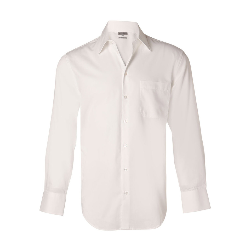 White long sleeve business shirt with classic collar and chest pocket