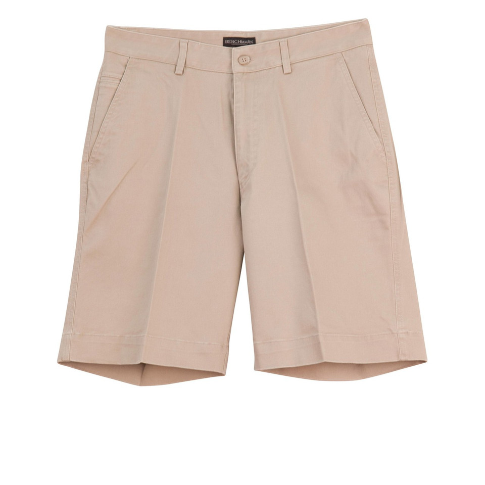 Sand beige cotton chino shorts with front pleats, button closure, and side pockets