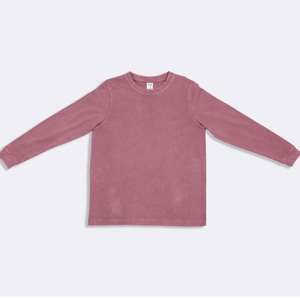 Mauve stone washed cotton long sleeve tee with crew neck and relaxed fit