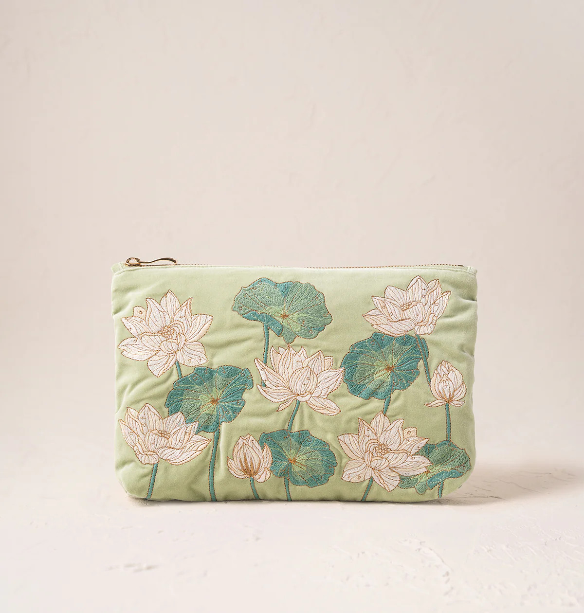 Elizabeth Scarlett Lotus Celadon Velvet Everyday Pouch | Bath