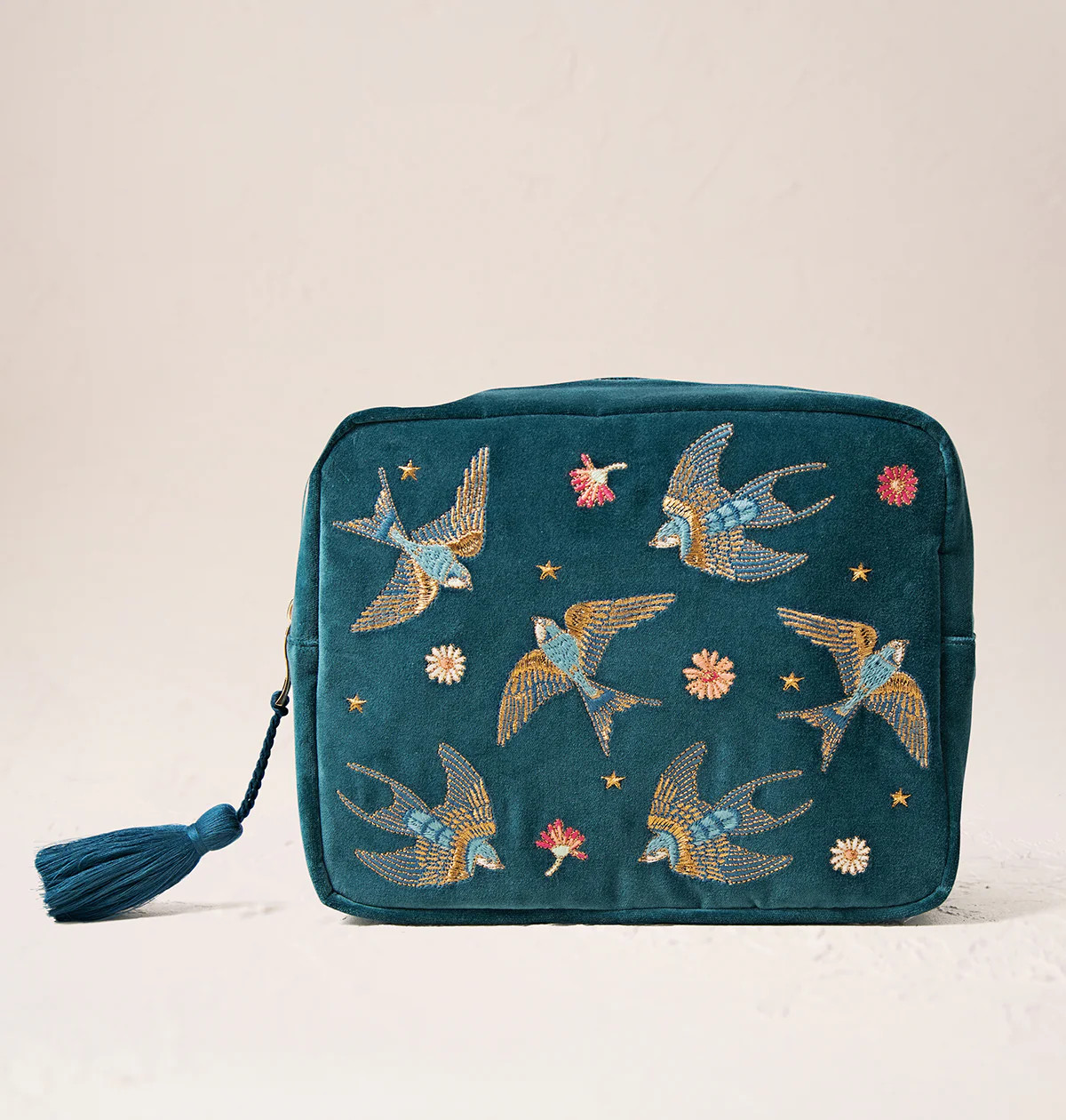 Elizabeth Scarlett Swallows Rich Blue Velvet Wash Bag | Bath