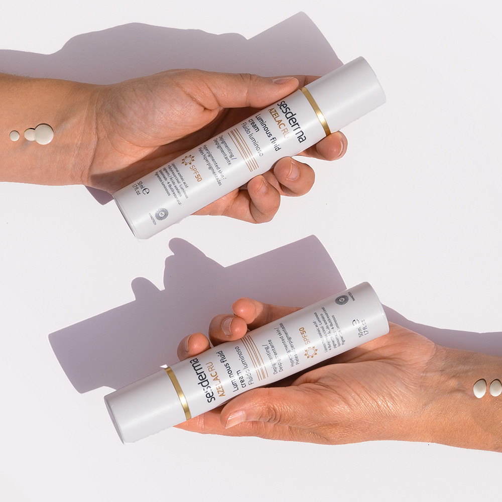 Sesderma Azelac Ru Glowing Fluid SPF50 50ml | Bath & Unwind