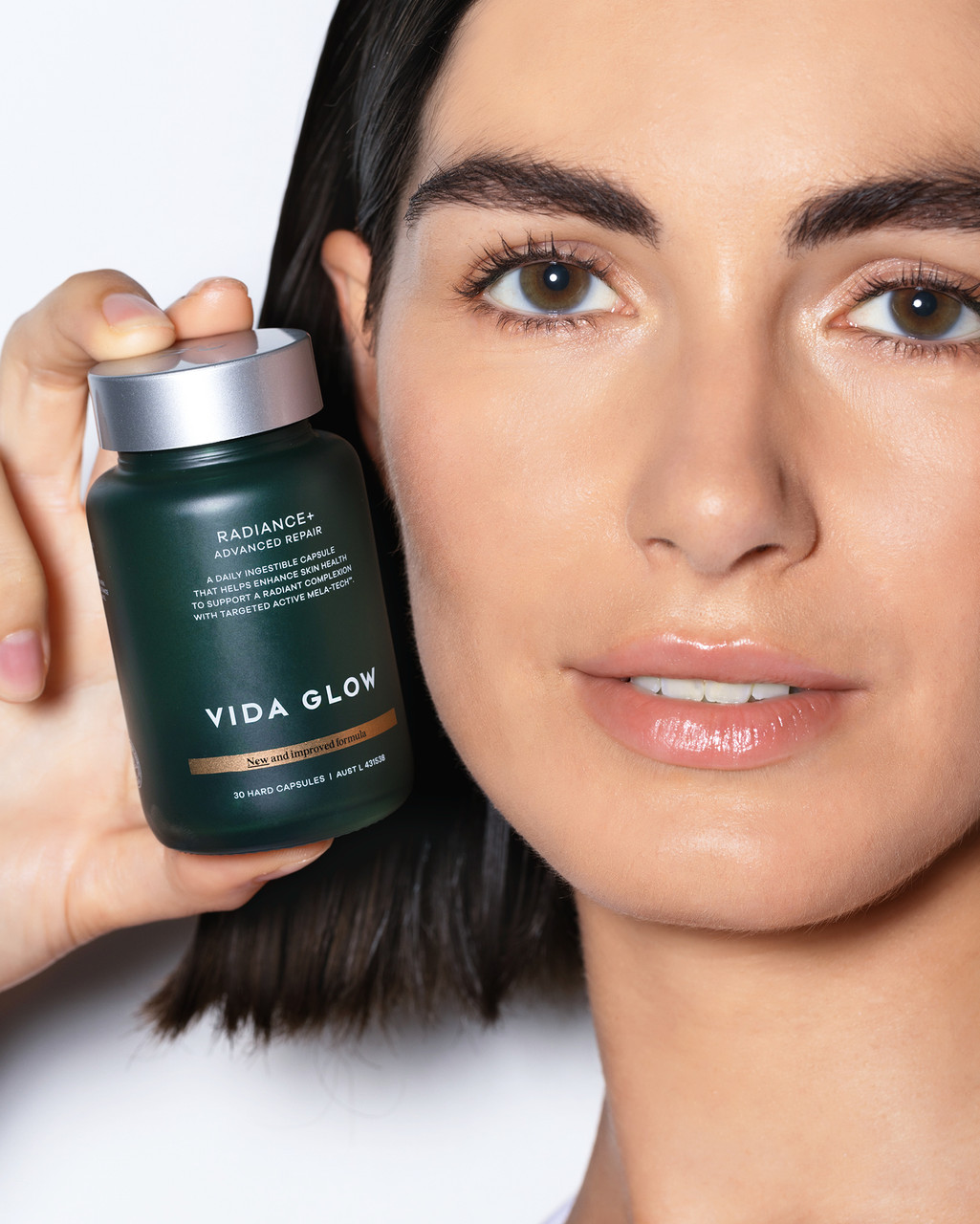 Vida Glow Radiance Capsules | Bath & Unwind | Official Stockist