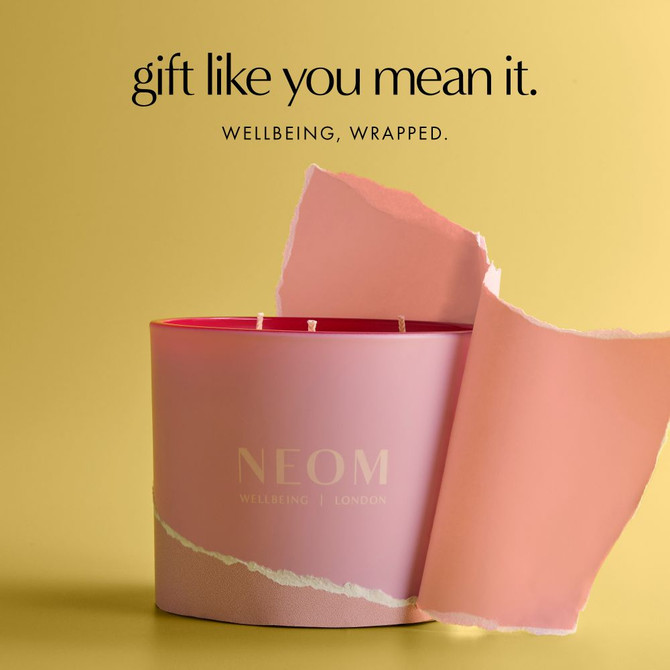 NEOM It’s All Rosy 3 Wick Candle 420g