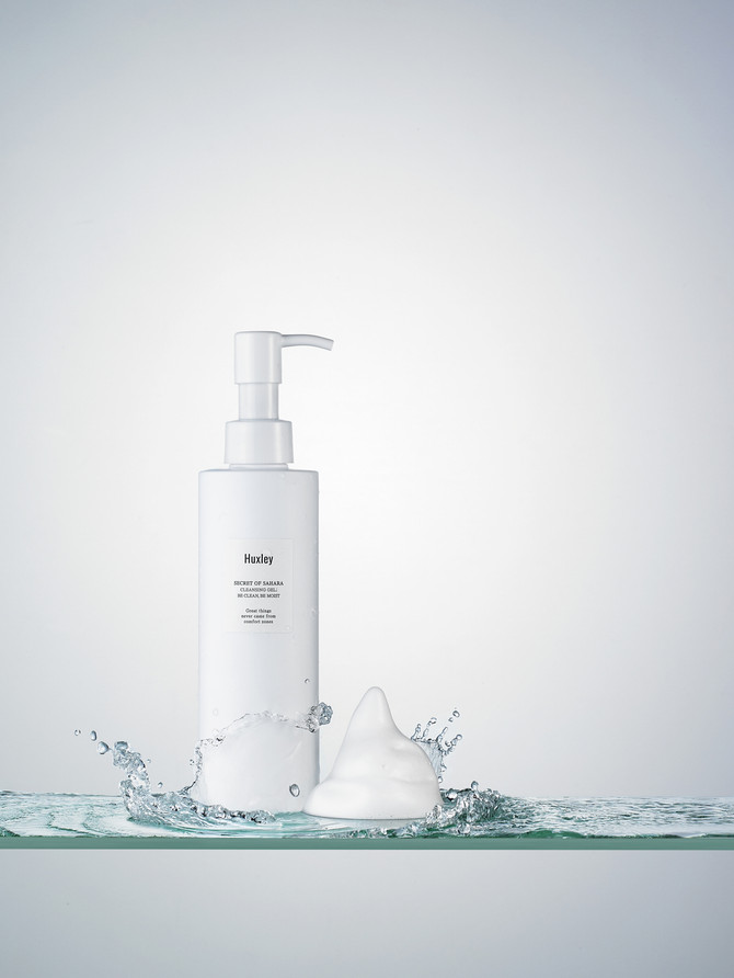 Huxley Cleansing Gel; Be Clean, Be Moist