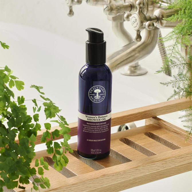 Neal’s Yard Remedies Women's Balance Shower Oil