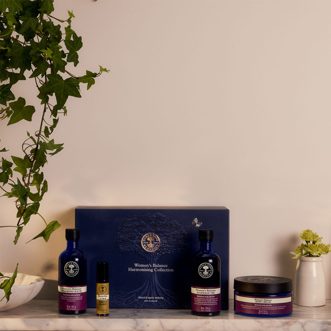 Neal’s Yard Remedies Women's Balance Harmonising Collection