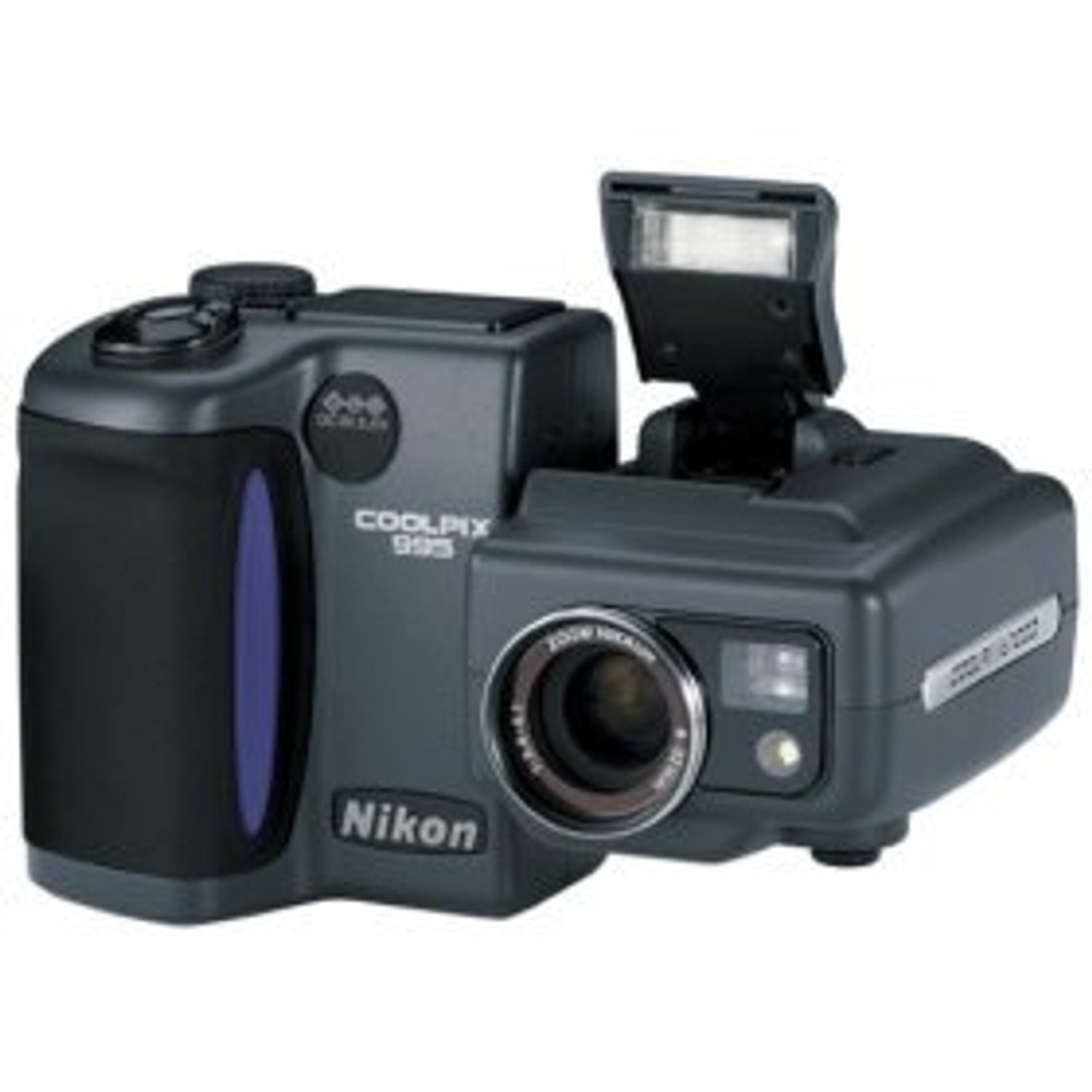 Nikon Coolpix 995 Digital Camera