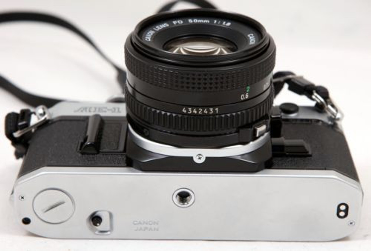 Explore the Canon AE-1: A 35mm Film SLR Camera with Manual Focus