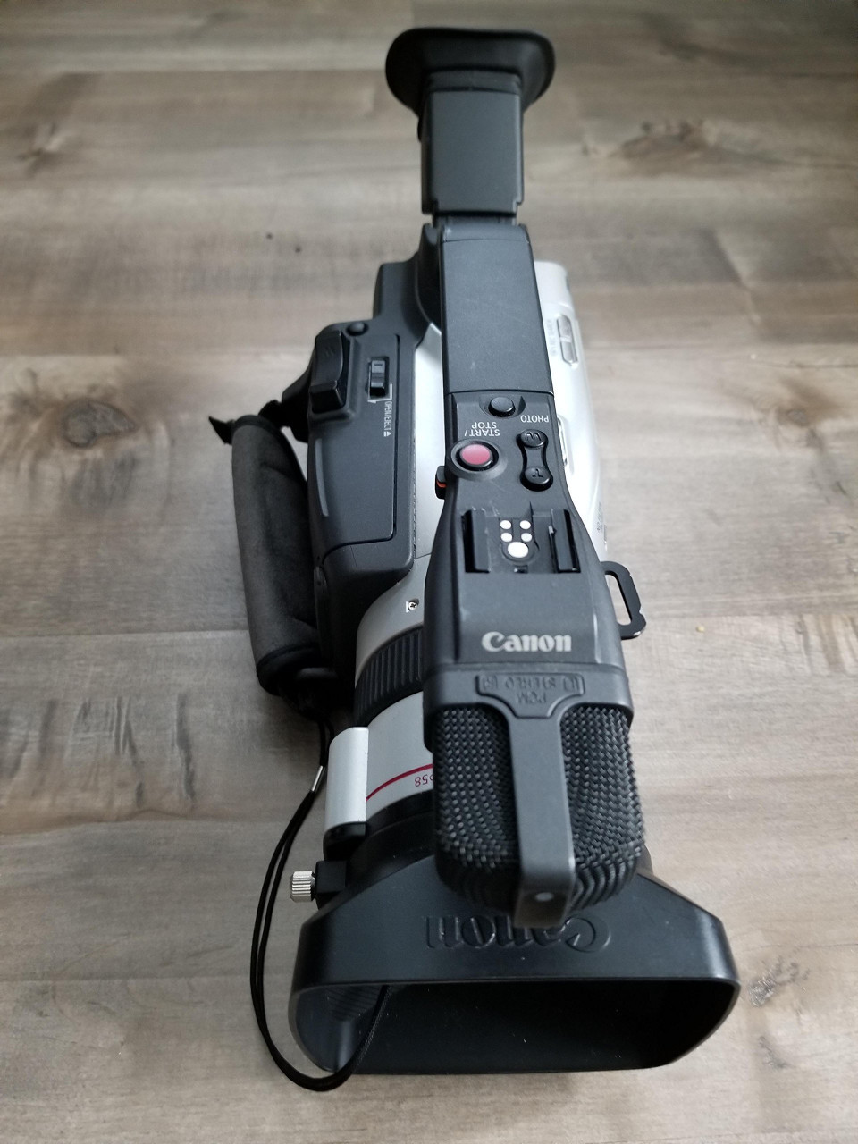 Minidv Canon Gl2 Camcorder Canon GL2 MiniDV Digital Camcorder W