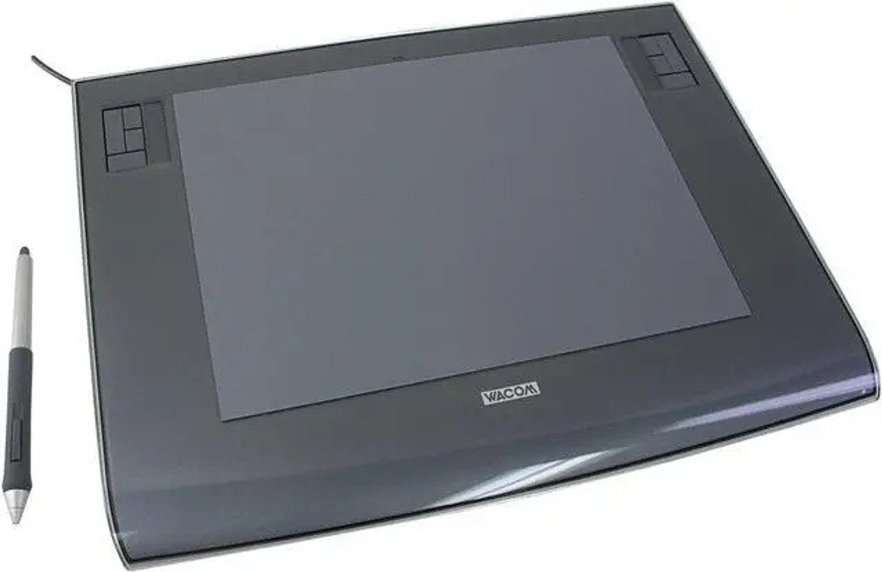 Wacom Intuos3 9 x 12-Inch USB Tablet--Metallic Gray