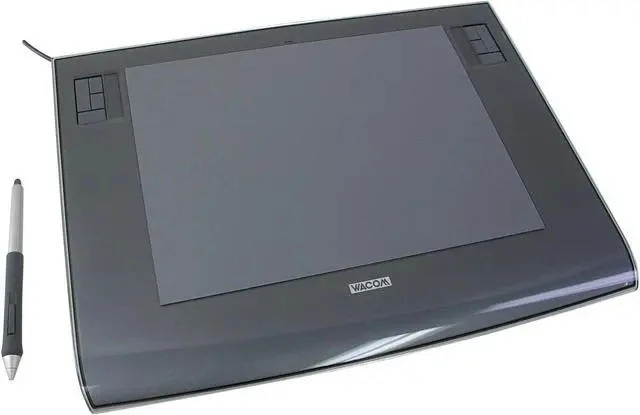 WACOM Intuos 3 PTZ-930 ペンタブレット Wacom Intuos3 9 x 12-Inch USB Tablet--Metallic Gray